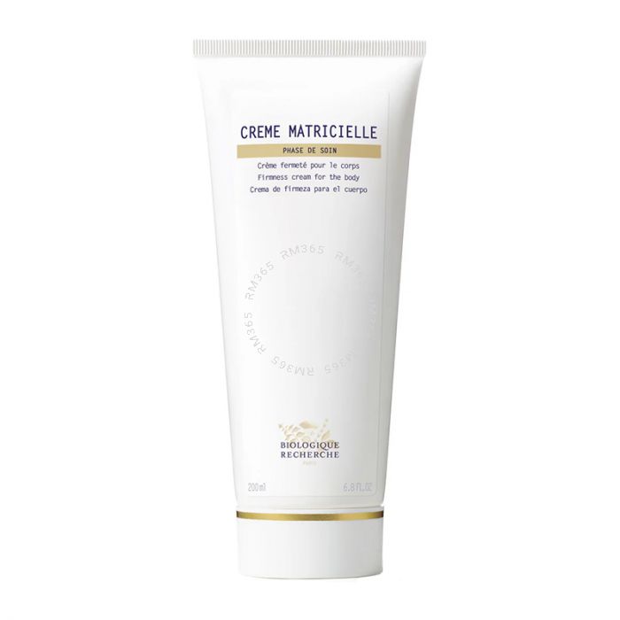 A GENUINE ALLY AGAINST LOSS OF FIRMNESS, CRÈME MATRICIELLE IS A FIRMING TREATMENT FORMULATED TO COMB
It targets sagging skin in key areas of the body (thighs, stomach, torso and arms) caused by the decreased production of support fibers (collagen and ela A GENUINE ALLY AGAINST LOSS OF FIRMNESS, CRÈME MATRICIELLE IS A FIRMING TREATMENT FORMULATED TO COMB
It targets sagging skin in key areas of the body (thighs, stomach, torso and arms) caused by the decreased production of support fibers (collagen and ela