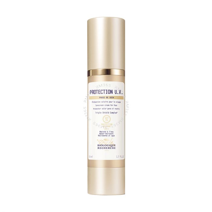 U.V. Protection cream boasts a 100% natural complex of filters that help protect the epidermis from the harmful effects of UVA, UVB and infrared rays. This formula – rich in anti-ageing, soothing and moisturizing active ingredients – also helps protect sk U.V. Protection cream boasts a 100% natural complex of filters that help protect the epidermis from the harmful effects of UVA, UVB and infrared rays. This formula – rich in anti-ageing, soothing and moisturizing active ingredients – also helps protect sk