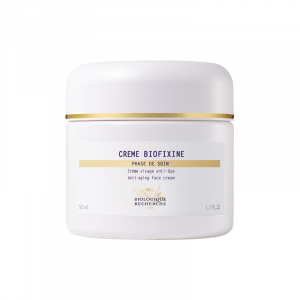 ANTI-AGEING FACE CREAM.

Crème Biofixine belongs to the latest generation of anti-ageing creams. It is enriched with Myorelax Peptide, known for its relaxant effects on the micro-contractions that lead wrinkles and fine expression lines to form.
