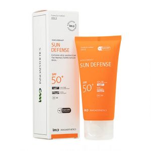 INNO-DERMA Sunblock UVP 50+ is a broad-spectrum sunscreen that combines mineral and chemical filters for UVB and UVA protection. It also has moisturizing and antioxidant properties, and is suitable for all skin types.