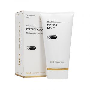 Moisturizing body shimmer with minute pearlescent particles that enhance skin glow. Its light texture sinks in the skin within seconds, leaving the skin hydrated and radiant, adding an elegant and subtle shine.

