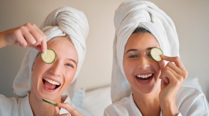Glow Safely: Your Guide to Skin Protection this Summer with RM365 NL
